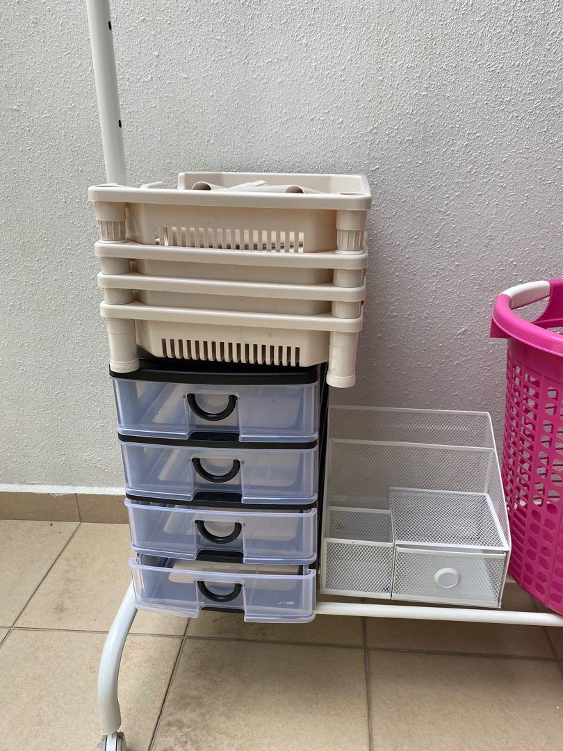 Storage (Category: Free Items) located in Singapore. Submitted by abcollett (Listing ID 1002391369, Image 2). Description: FREE. All must go as one home storage package, Pick up only in the next couple of days please .
