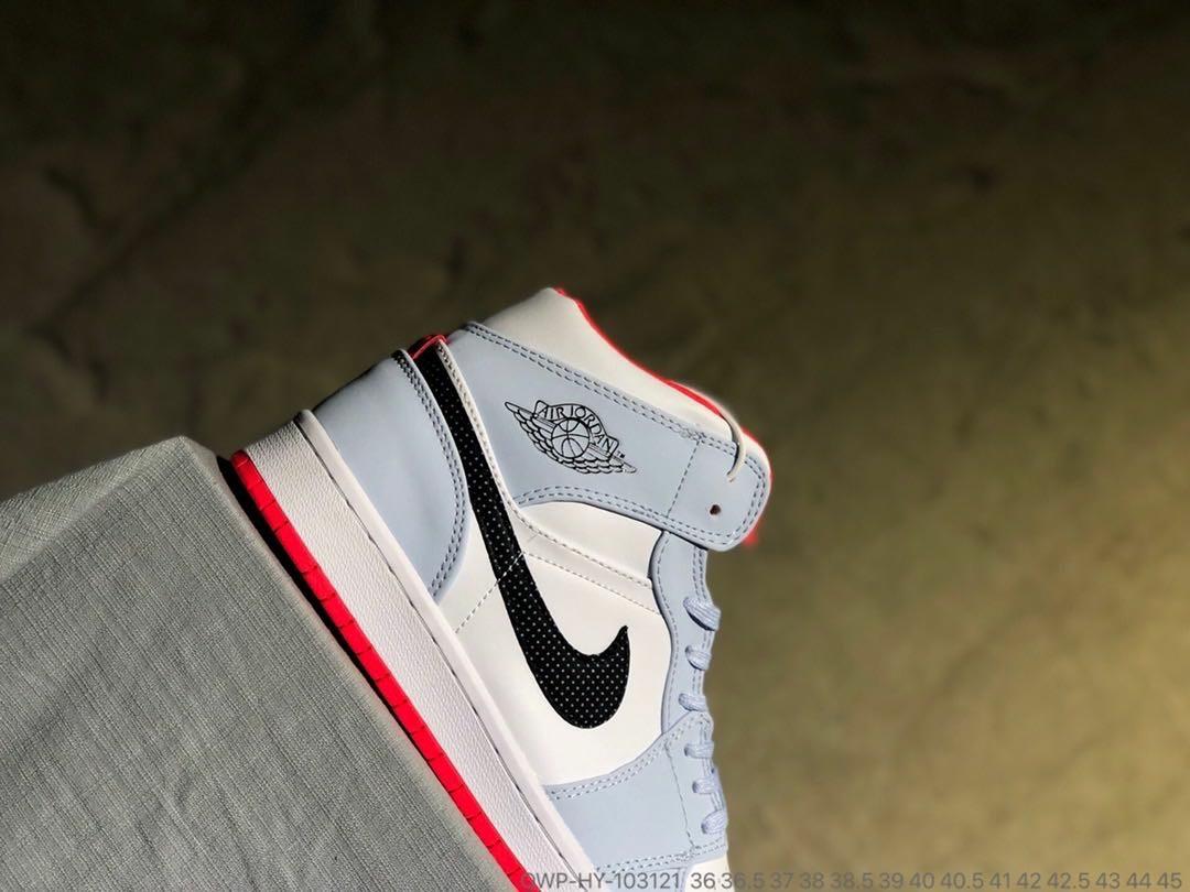 Air Jordan 1 Mid Half Blue Polka Dot 