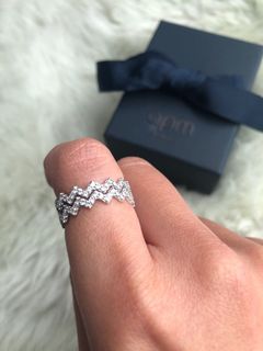 （分類：）位於 。 由 guneek 提交（商品編號 1002562361，圖片 1）。簡介： 。