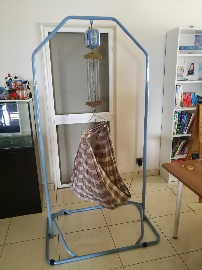 Automatic baby cradle stand with sarong, Babies & Kids, Baby Nursery