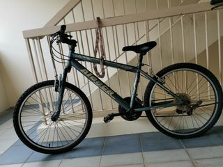 (Category: ) located in . Submitted by juan0711 (Listing ID 1002593898, Image 1). Description: .