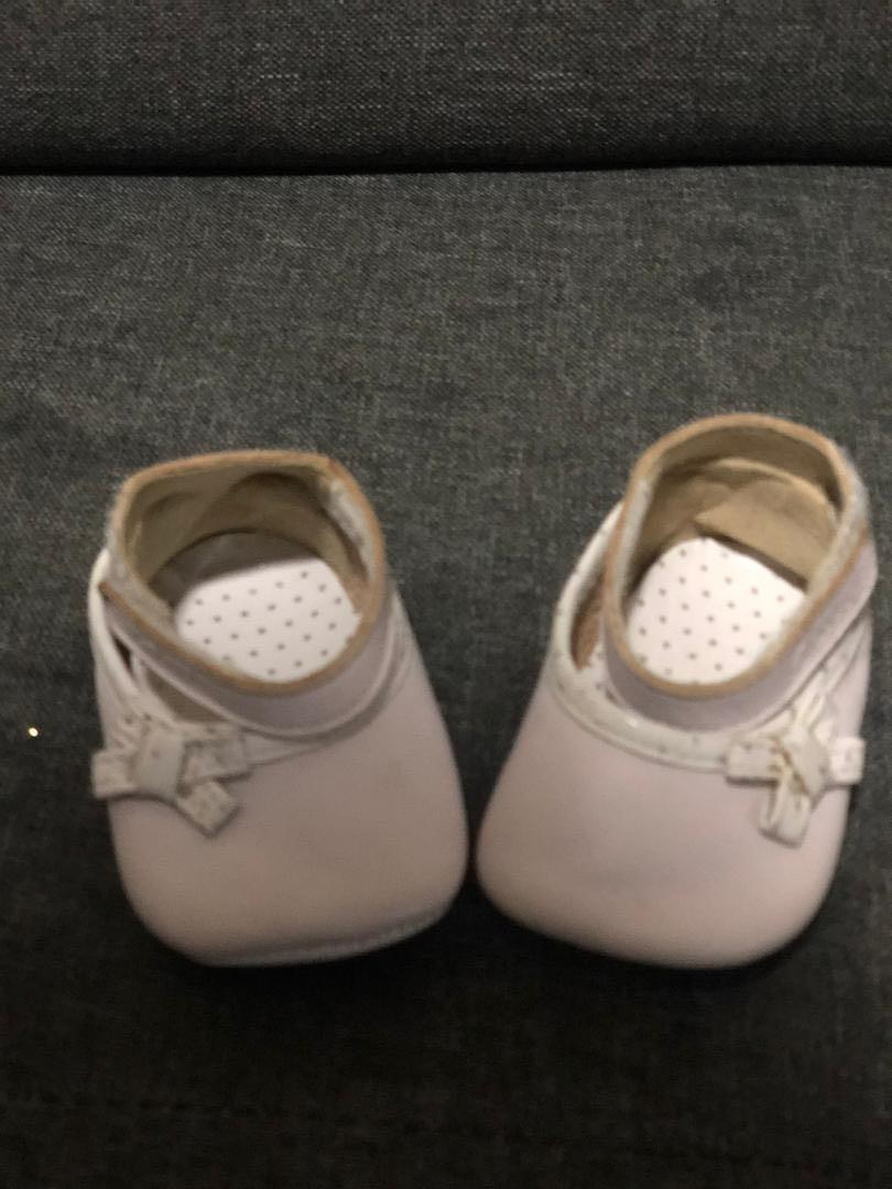 clarks crib shoes