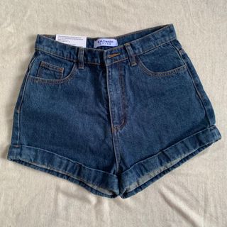 (Category: ) located in . Submitted by clarissems (Listing ID 1002549553, Image 1). Description: .