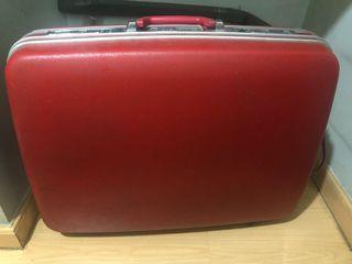 Echolac Red Vintage Luggage (medium)