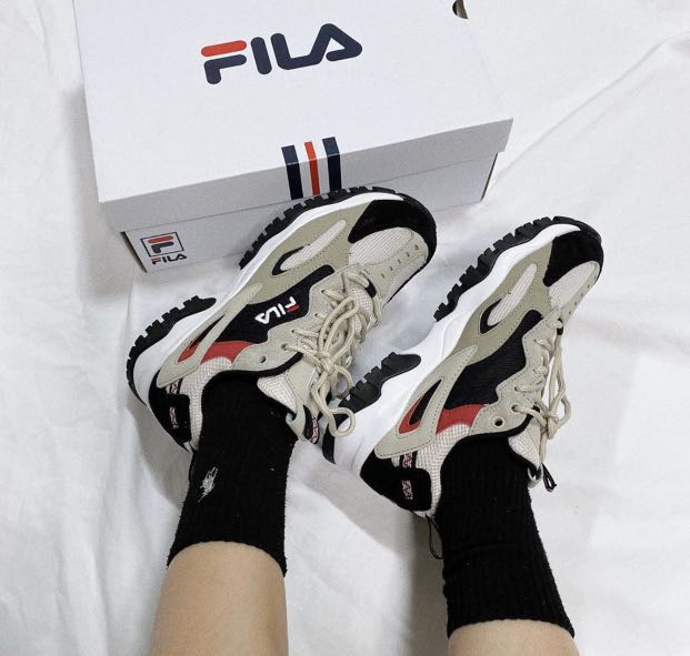 Fila ray tracer TR2 black red Women s Fashion Footwear