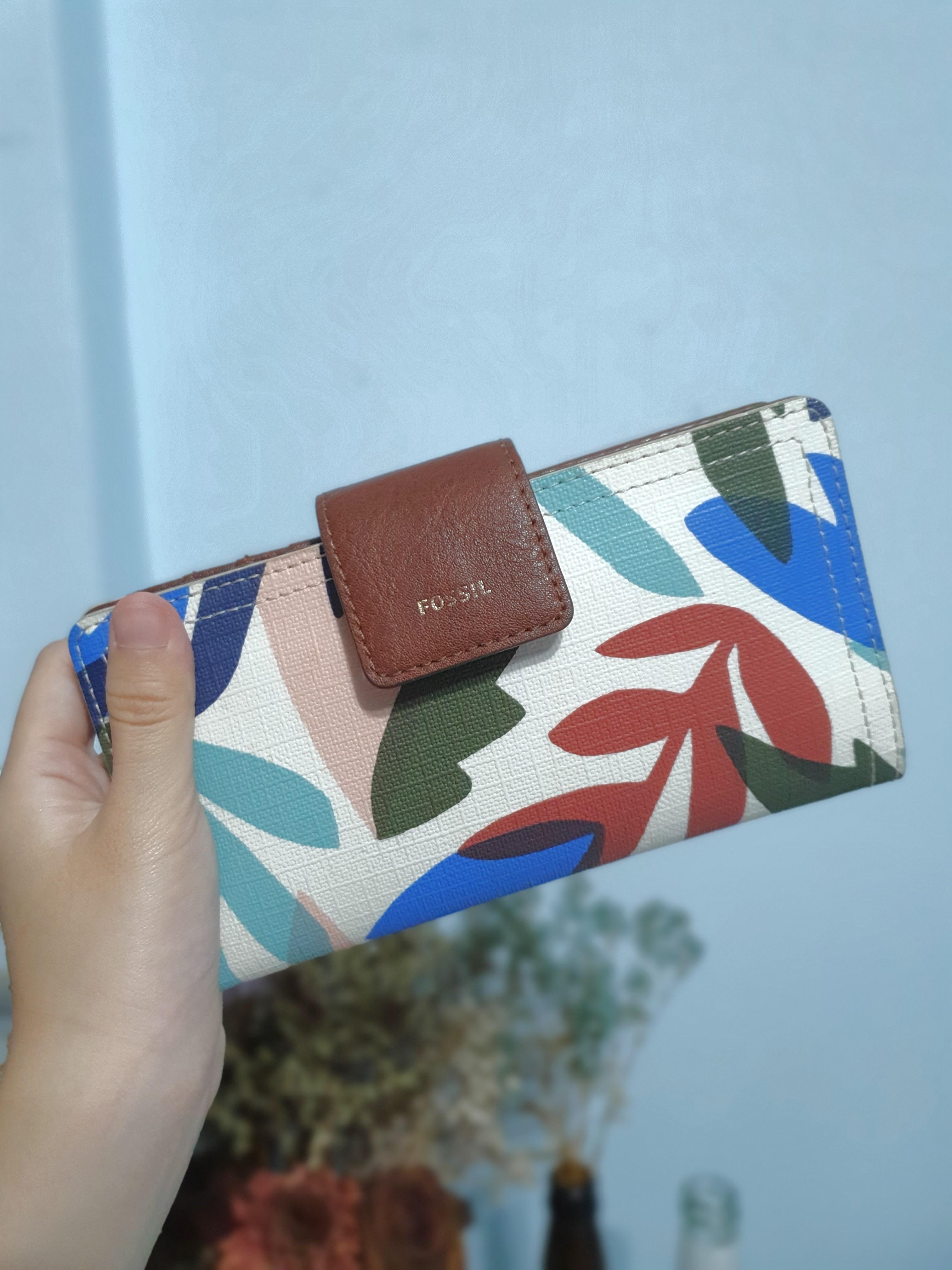 Emma tab clutch fossil hotsell