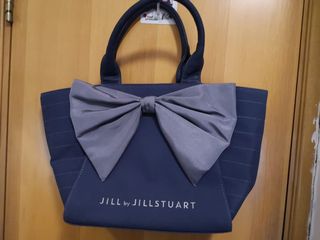（分類：）位於 。 由 siusiuga 提交（商品編號 1002538302，圖片 1）。簡介： 。