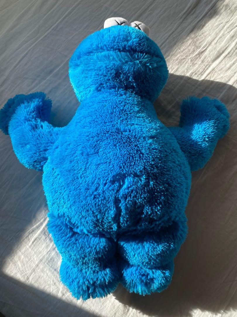 Cookie monster kaws plush outlet