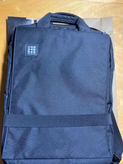 （分類：）位於 。 由 thriftingaround 提交（商品編號 1002628858，圖片 1）。簡介： 。