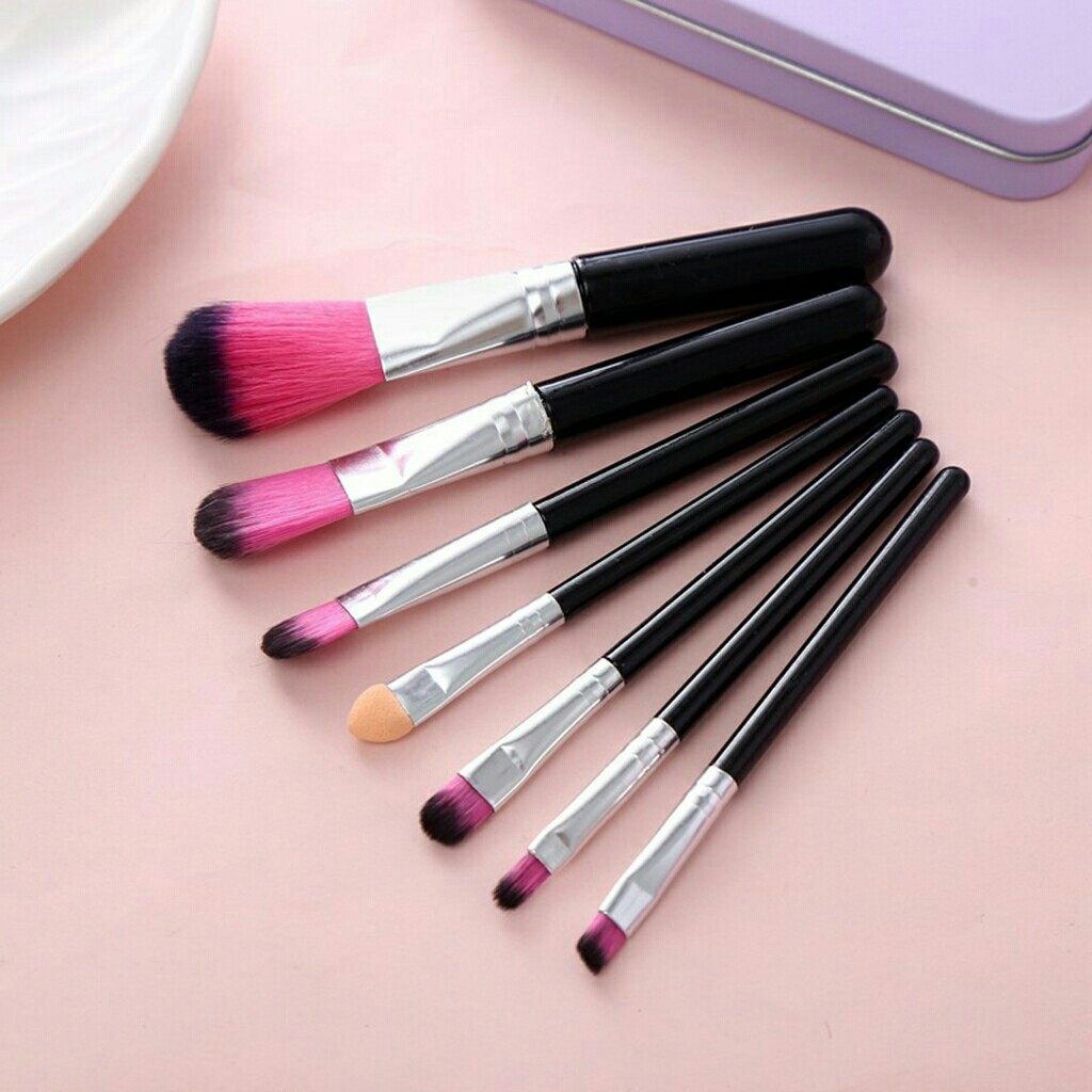 New 7-Pcs Black Hello Kitty Makeup Brushes *(Only Brush, No box)