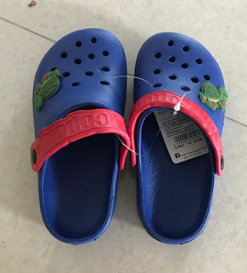size 3 kids slippers