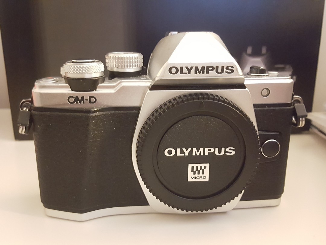 Olympus Mirrorless EM10 Mark II and M.Zuiko Digital 25mm f1.8