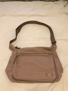 （分類：）位於 。 由 cal2931 提交（商品編號 1002618327，圖片 1）。簡介： 。