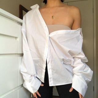 PRETTYLITTLETHING White Off The Shoulder Button Up