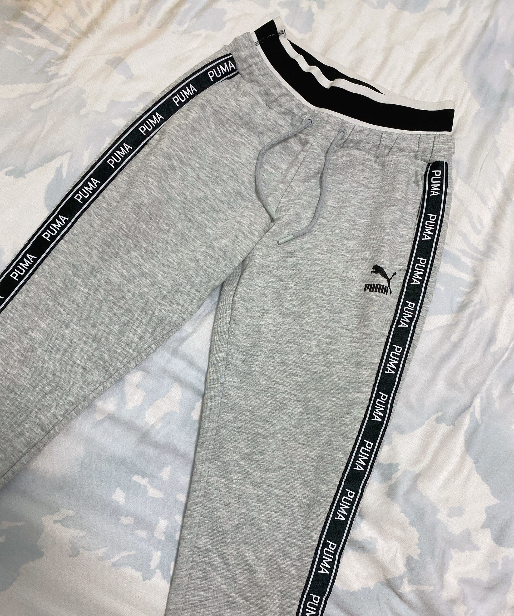 Puma tape deals waistband track pants