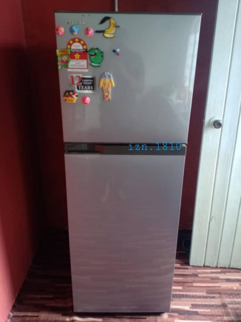 Refrigerator Peti Ais Kitchen Appliances On Carousell