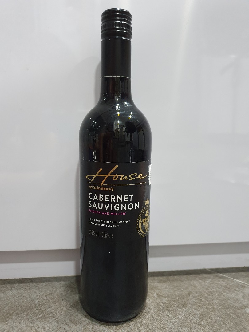 SAINSBURY'S House Sauvignon, Food & Drinks, Beverages on Carousell