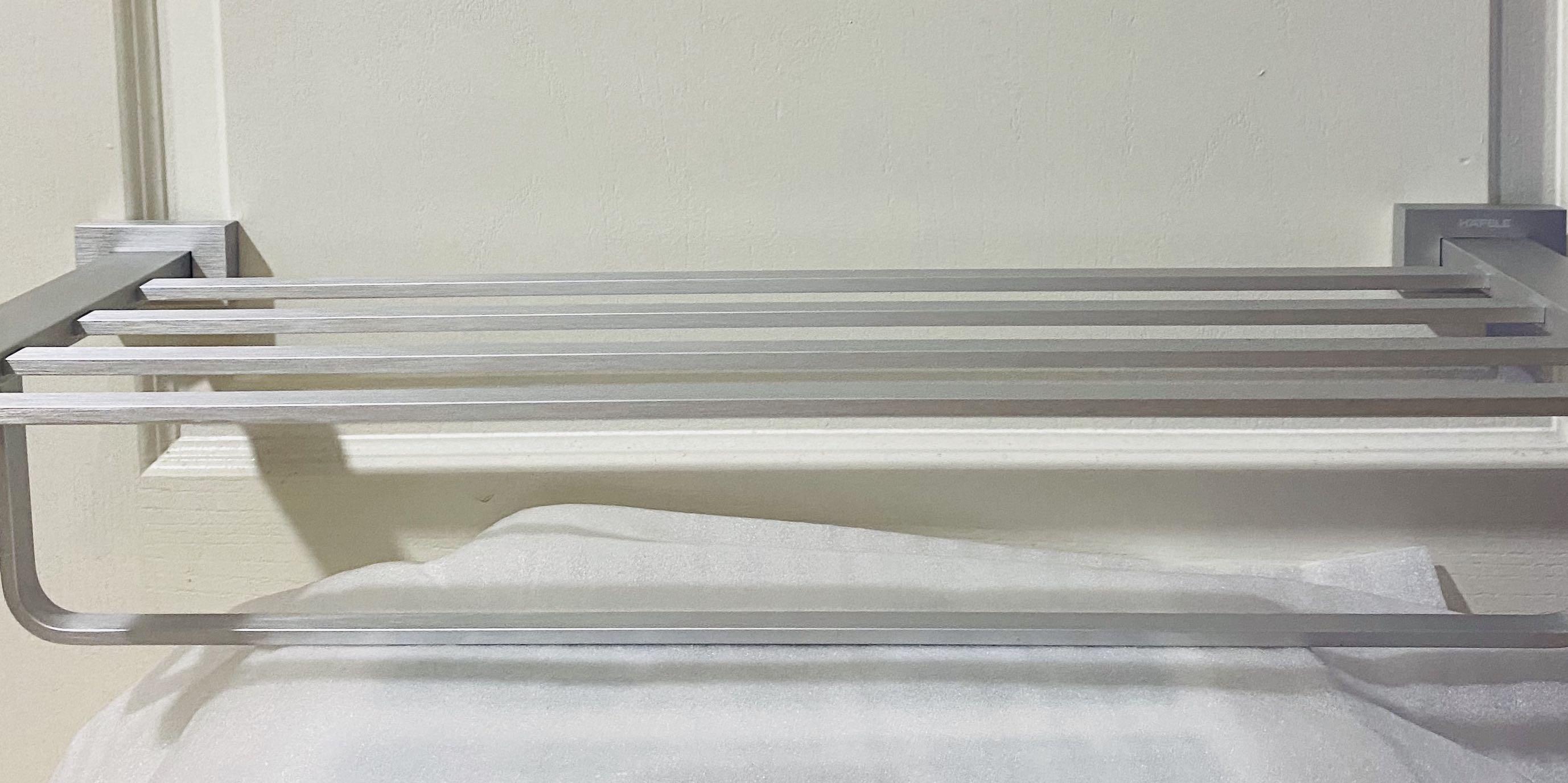 Towel Rack / Towel Holder (Category: Clothes Drying Rack) located in Taguig. Submitted by abil0182 (Listing ID 273851855, Image 1). Description: Towel Rack/ Holder Square Design Aluminum Finish Original Price:P3,094 Selling Low Shipping via Lalamove/Grab c/of buyer Meet up at Vista Mall Taguig.