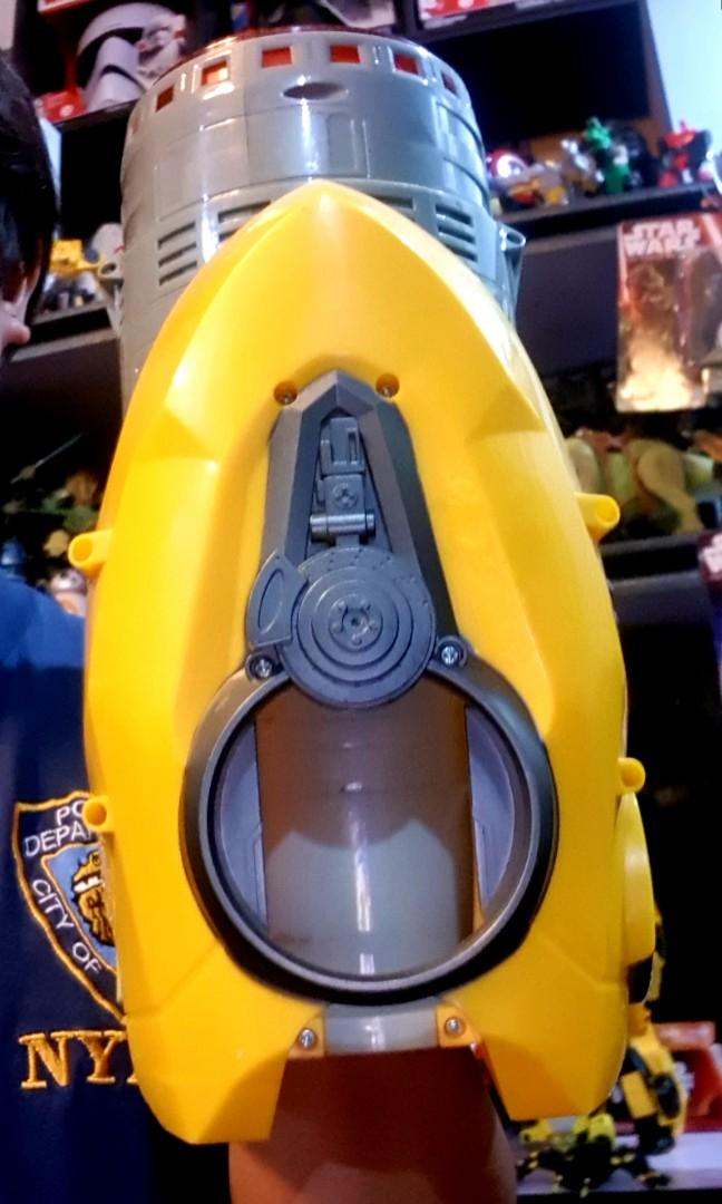 Transformers Bumblebee Set (Category: Figurines & Statues) located in Quezon City. Submitted by northernlegends (Listing ID 1002599637, Image 2). Description: transformers bumblebee set plasma canon animated series fig happy meal toy 1.8k only - firm grab/lalamove only due to lockdown.