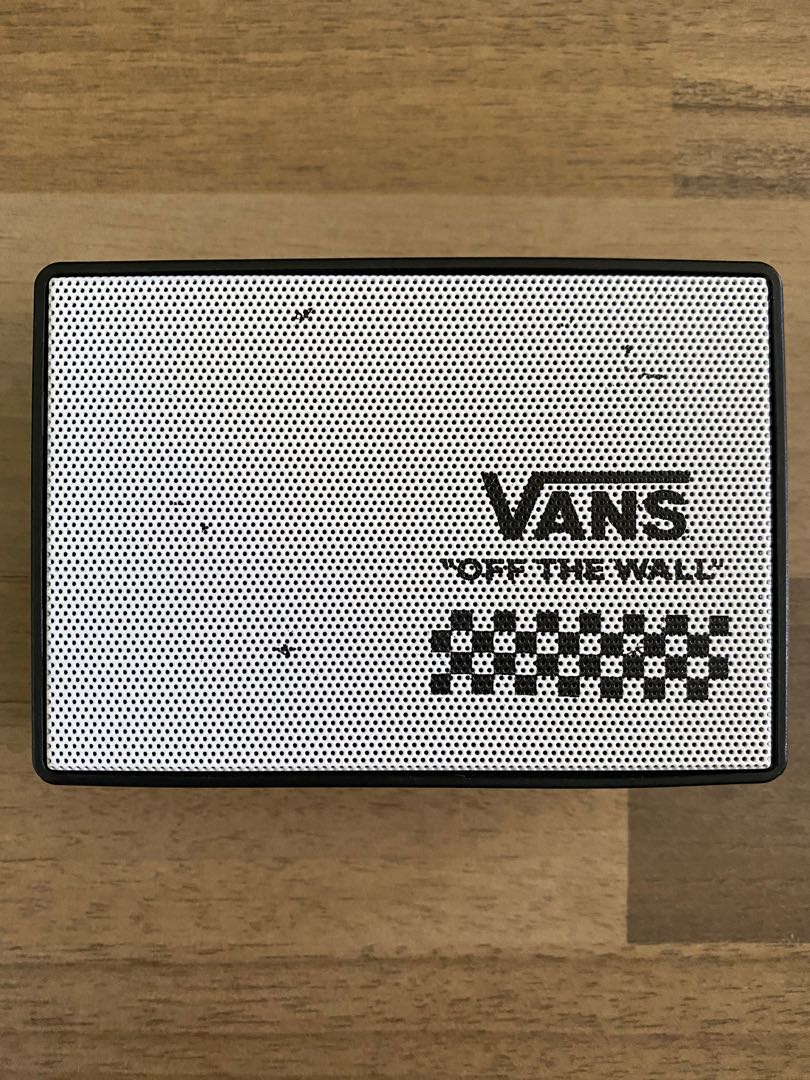 Wonderbaarlijk herder Anoi Vans “Off The Wall” Bluetooth Wireless Speaker, Audio, Soundbars, Speakers  & Amplifiers on Carousell