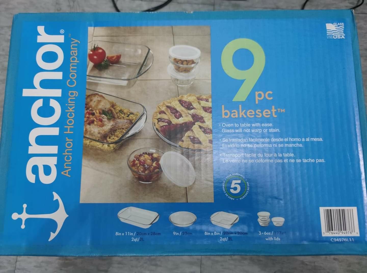 Anchor Hocking 9-piece Bakeset (Category: Bakeware) located in Manila. Submitted by sgarcia (Listing ID 1002742233, Image 3). Description: • NEVER BEEN USED • Mop : GCASH or PNB • Price negotiable • RFS: Decluttering.