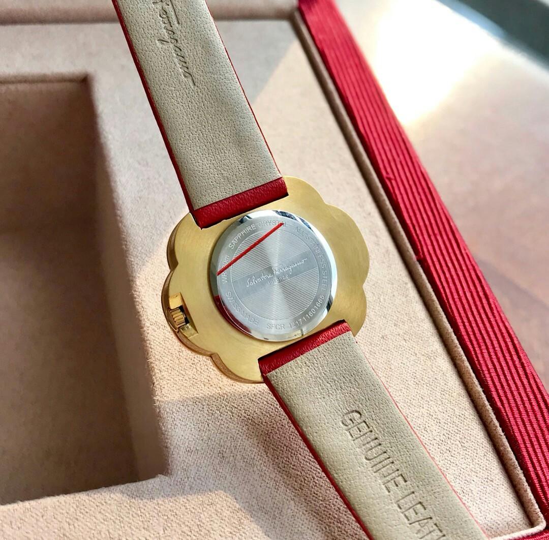 Authentic Ferragamo Salvatore Naked Watch Original Box The N Luxury Watches On Carousell