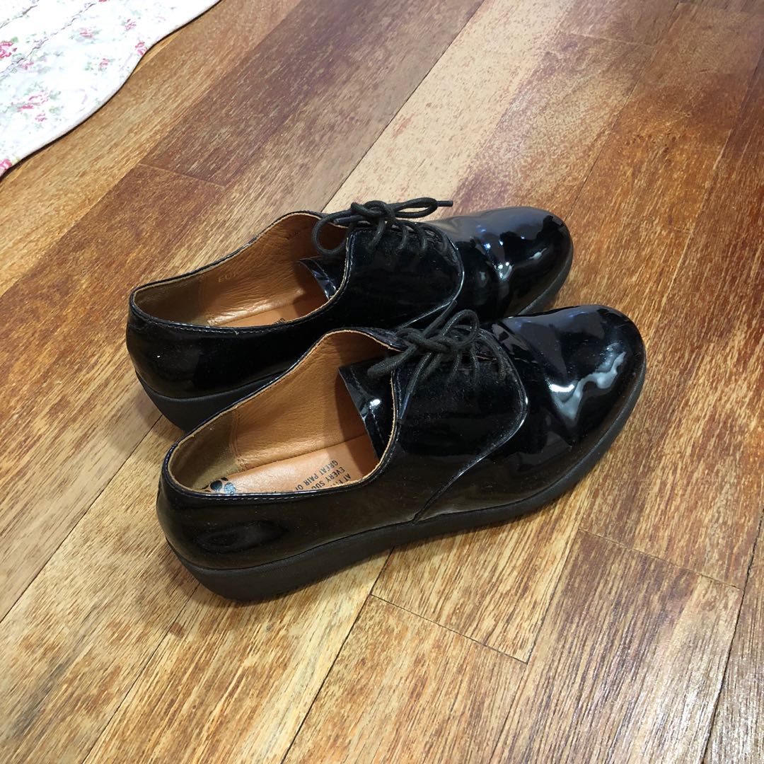 Authentic FITFLOP Patent Black Oxford Shoes, Women's Fashion, Footwear