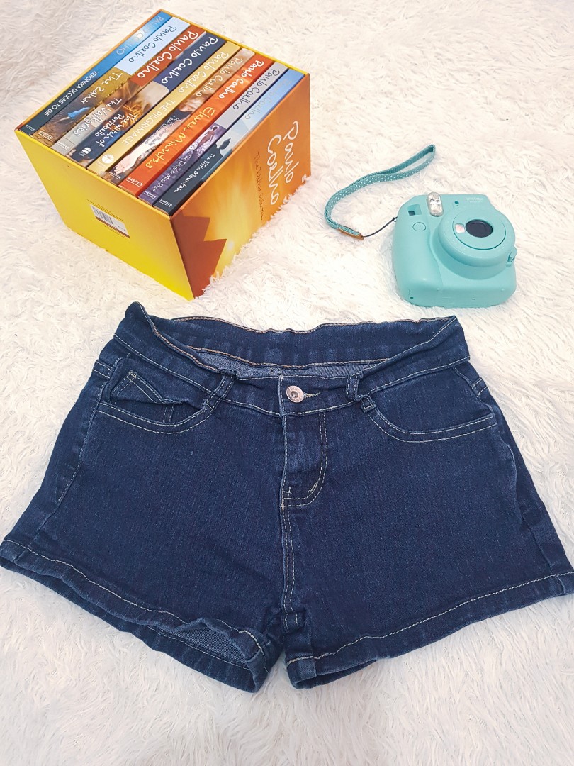 dark blue jeans shorts