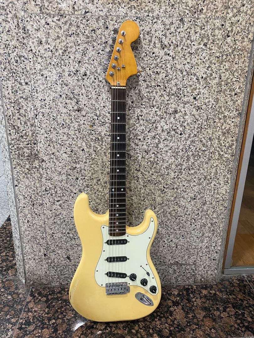 Edwards strat outlet