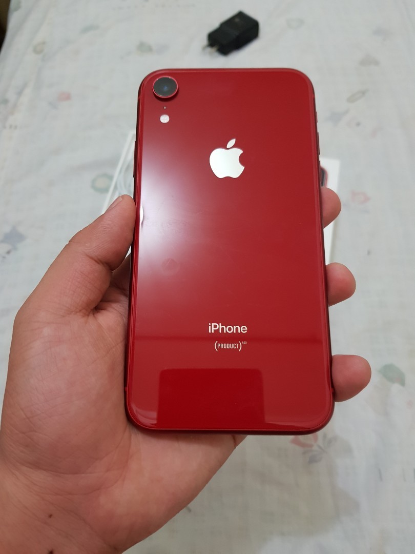 Iphone XR Globe locked red
