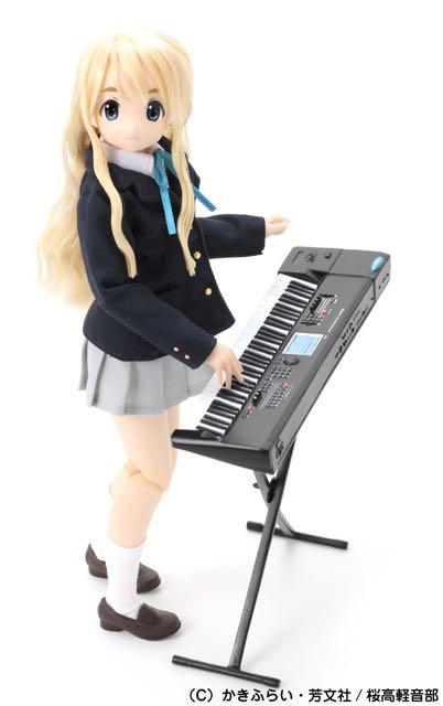 K On けいおん 琴吹紬的電子琴 Kotobuki Tsumugi 1 6 024 Azone 玩具 遊戲類 玩具 Carousell