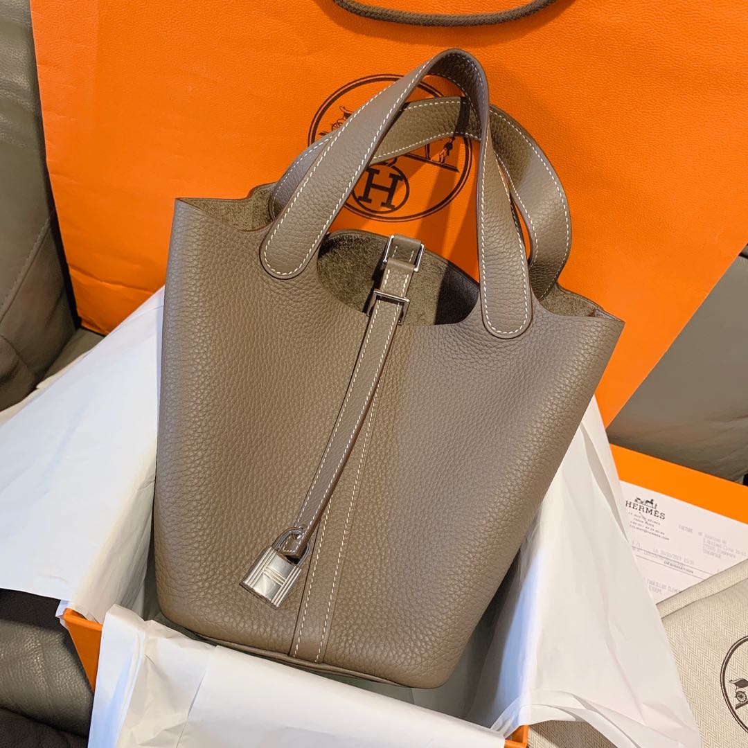 🔥 FRESH Etoupe Hermes Picotin 18 PHW, Luxury, Bags & Wallets on
