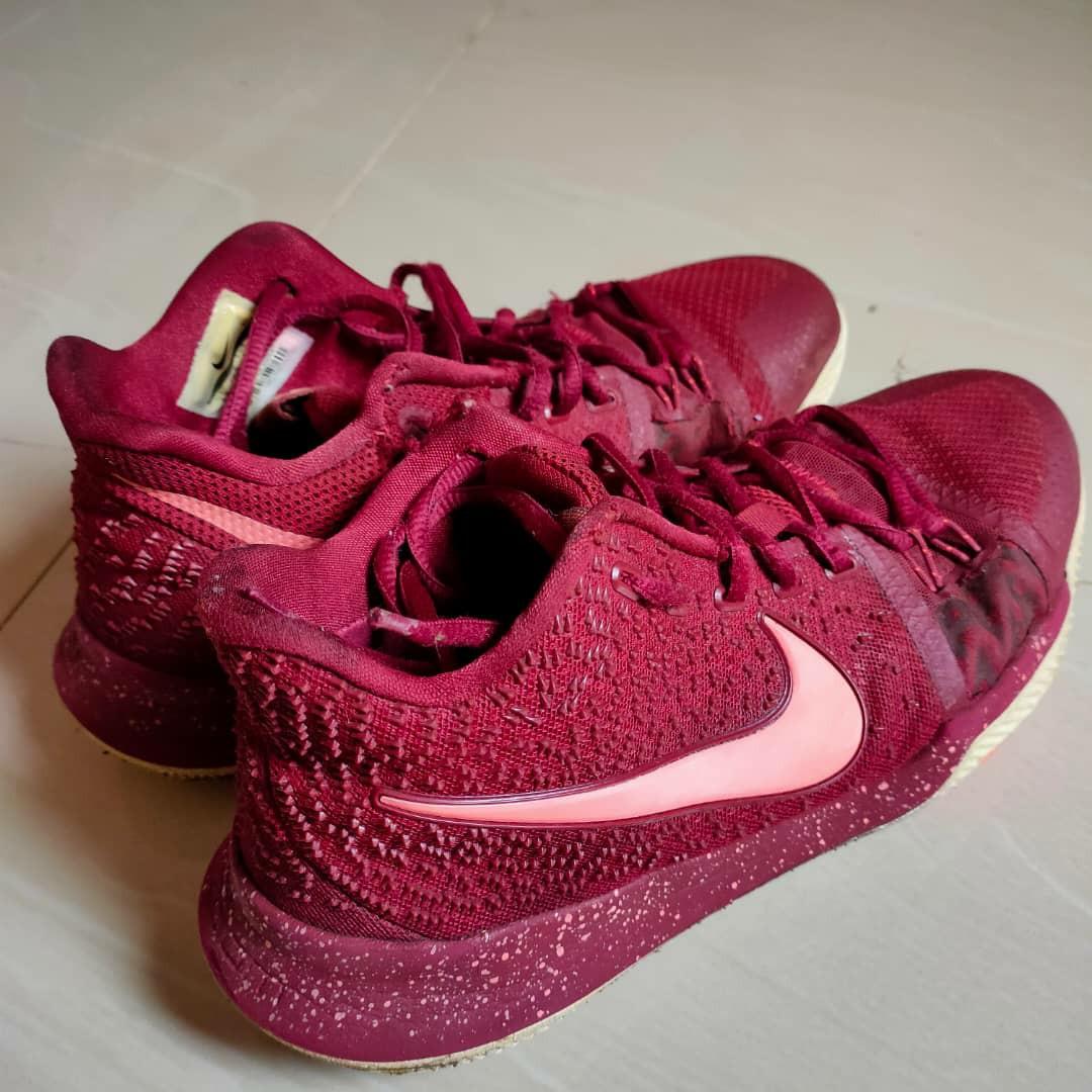Kyrie 3 red store velvet