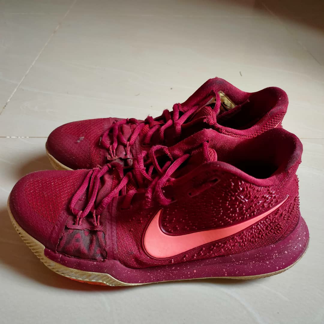 Kyrie 3 sale red velvet