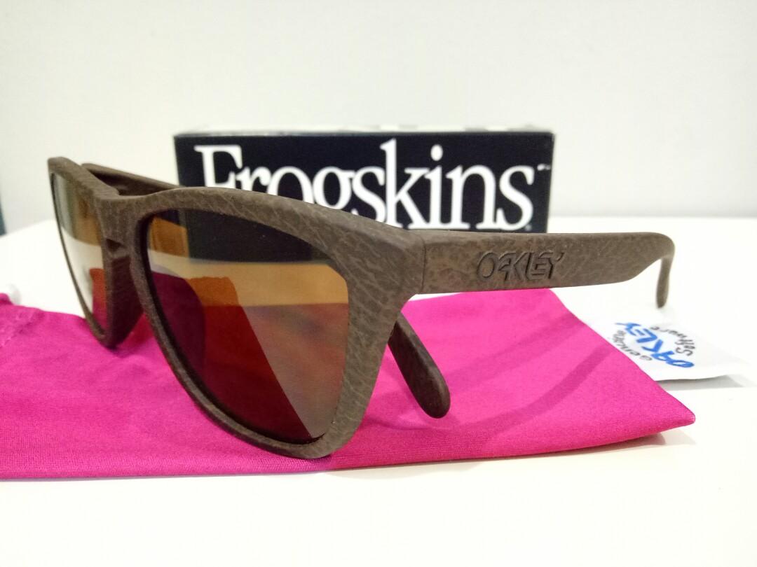 Oakley Frogskins, Men's Fashion, Sunglasses & Eyewear on