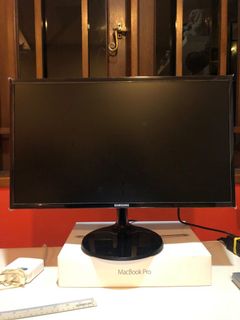 (Category: ) located in . Submitted by ploppedgrapes (Listing ID 1002857955, Image 1). Description: .