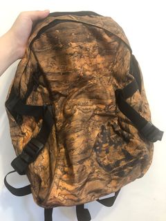 （分類：）位於 。 由 elliechch 提交（商品編號 1002883080，圖片 1）。簡介： 。