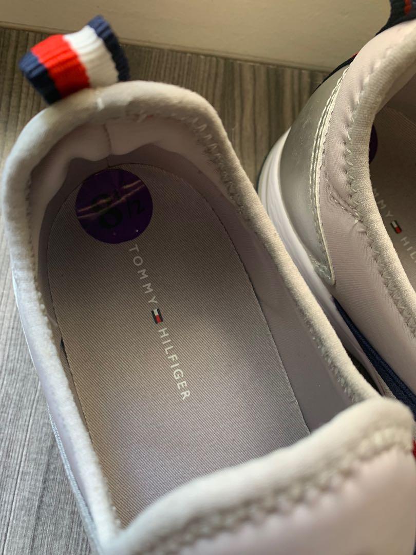 REPRICED TOMMY HILFIGER MAVINS SNEAKERS 
