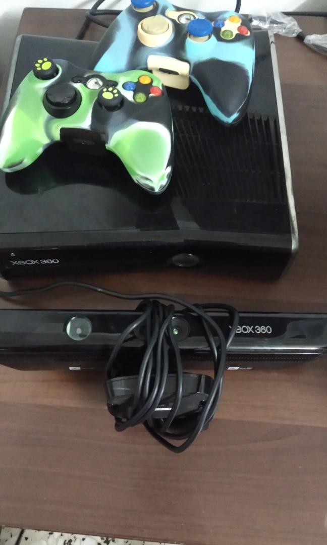Xbox 360 With Alot Games Toys Games Video Gaming Video Games On Carousell - roblox mm2 xbox