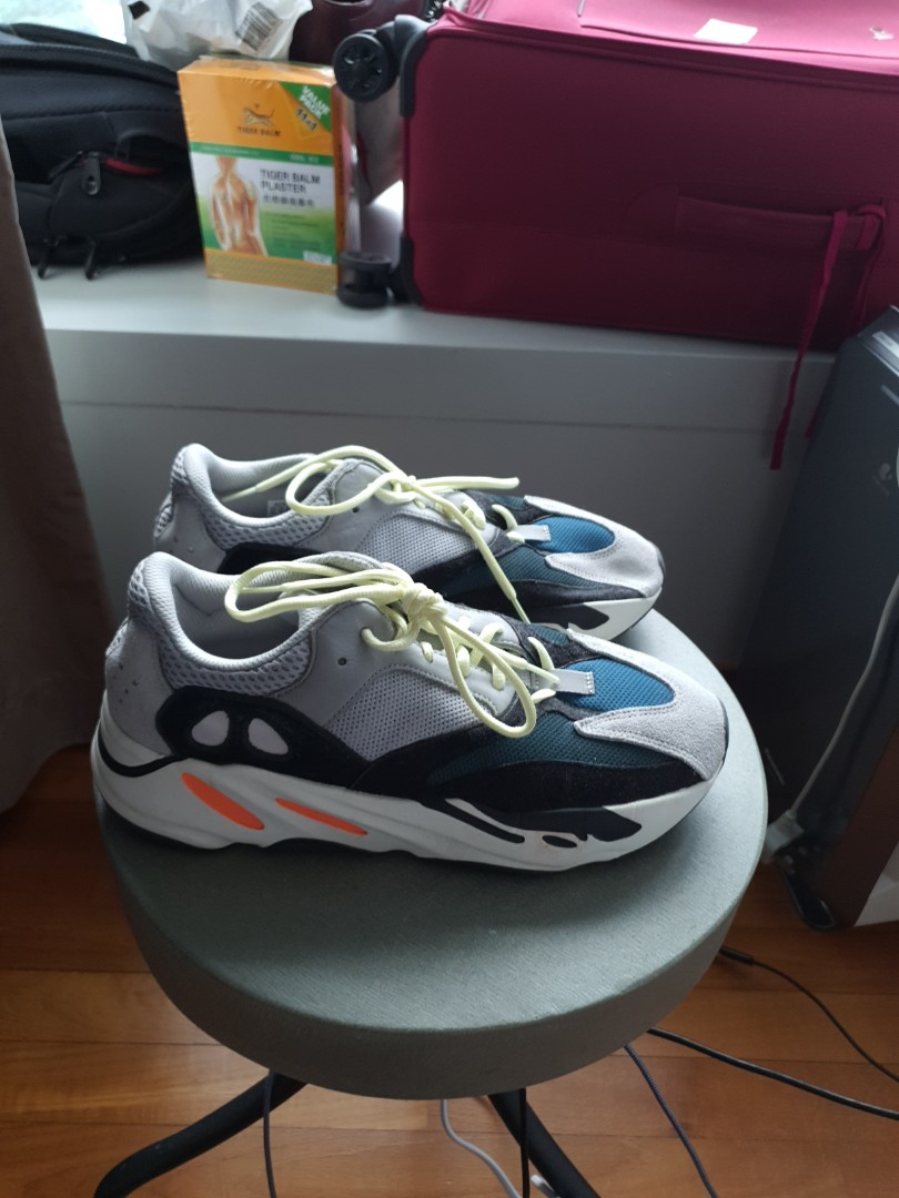 do yeezy 700 run small or big