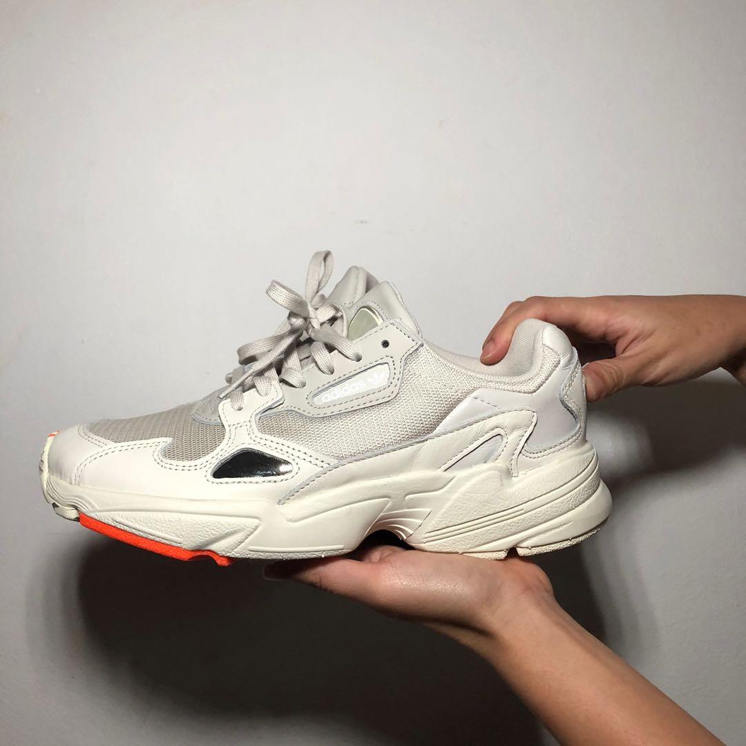 adidas originals falcon women's