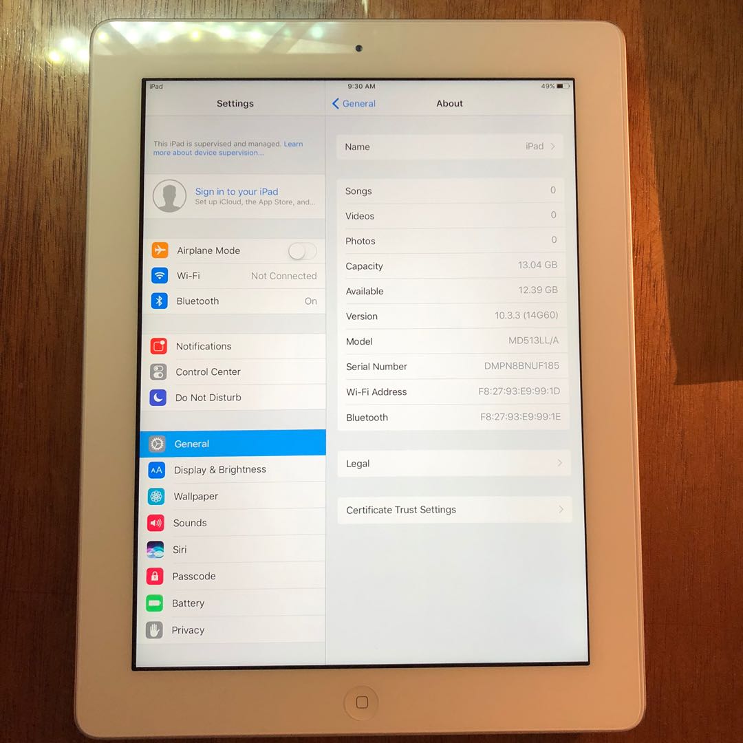Apple iPad 4 WiFi (free  case )有中文