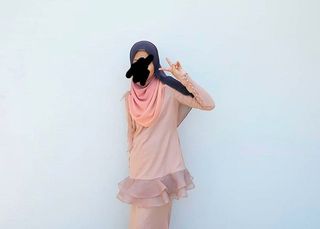 (Category: ) located in . Submitted by na.wadrobe (Listing ID 1003001805, Image 1). Description: .
