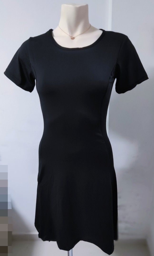 BLACK SLIT DRESS, Women's Fashion, Dresses & Sets, Dresses on Carousell