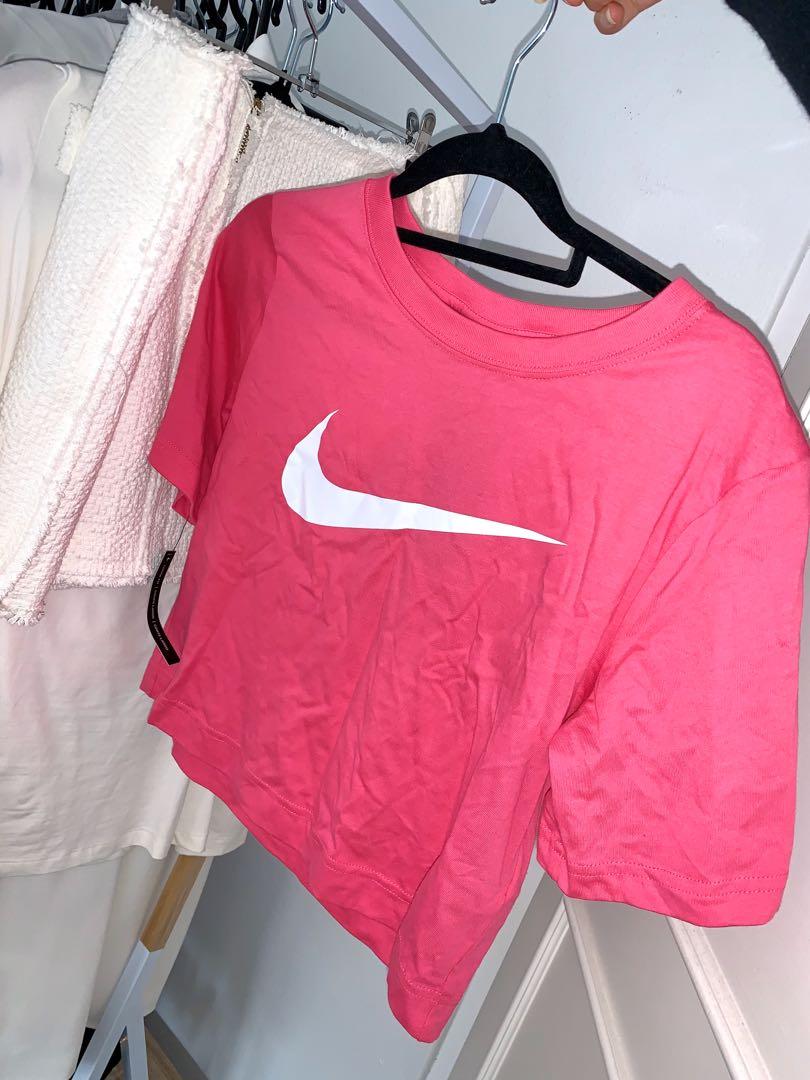 BNWT Nike Hot Pink Cropped Swoosh Tee size XS, Women's Fashion, Clothes ...