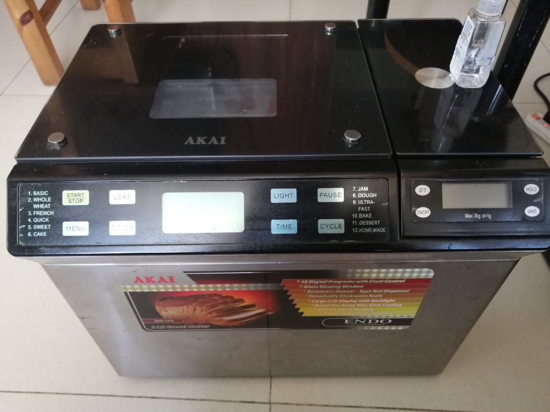 Bread Maker （分類：麵包機）位於 Hong Kong。 由 mgpawnstar 提交（商品編號 1002955337，圖片 3）。簡介： easy used maker no box but guaranteed never been used。