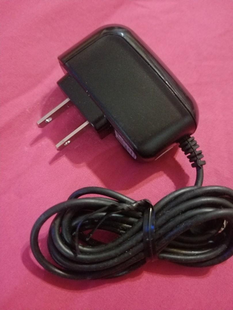 Car charger for samsung (Category: Chargers) located in Dasmarinas. Submitted by d.lelis (Listing ID 1002938432, Image 2). Description: samsung charger auto volt 110 to 220volts.