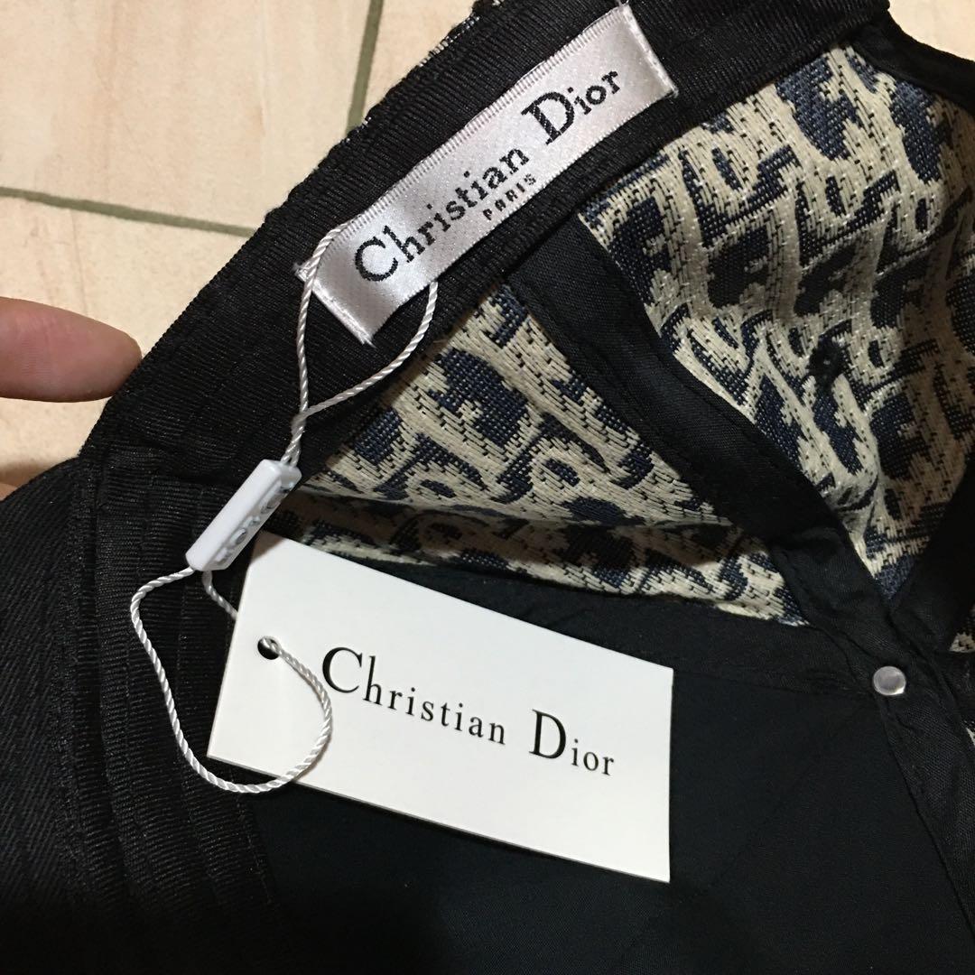 dior nike cap