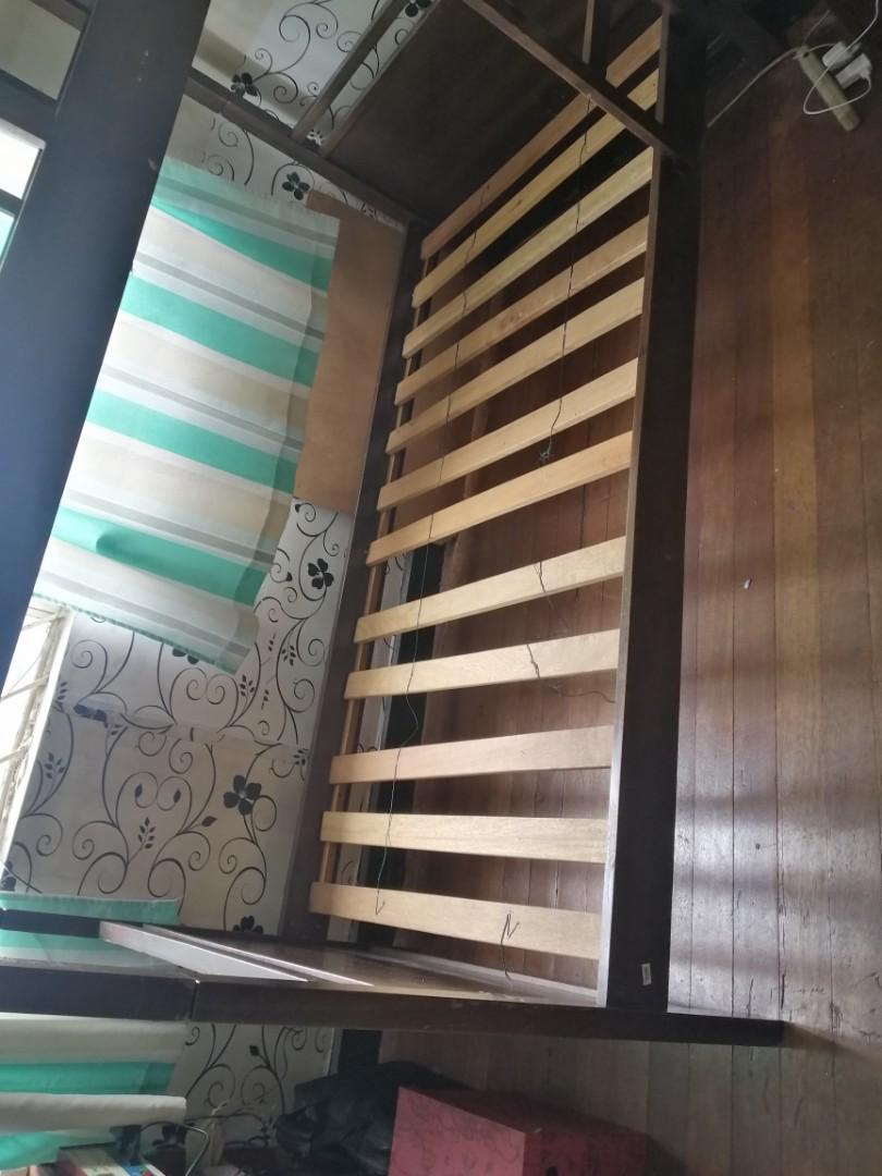 Double deck bed frame(single) solid wood p7500 makati pi k up