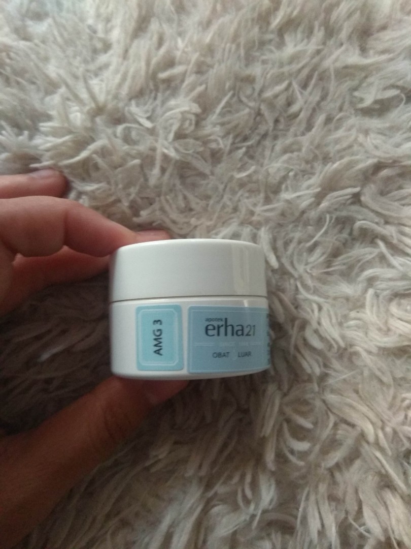 Erha Acne Moisturizer Gel 3 (AMG 3), Kesehatan & Kecantikan, Kulit